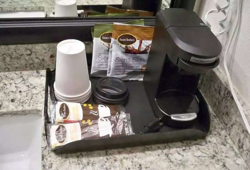 Sugarloaf Mountain Motel