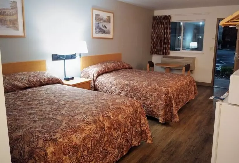 Sugarloaf Mountain Motel