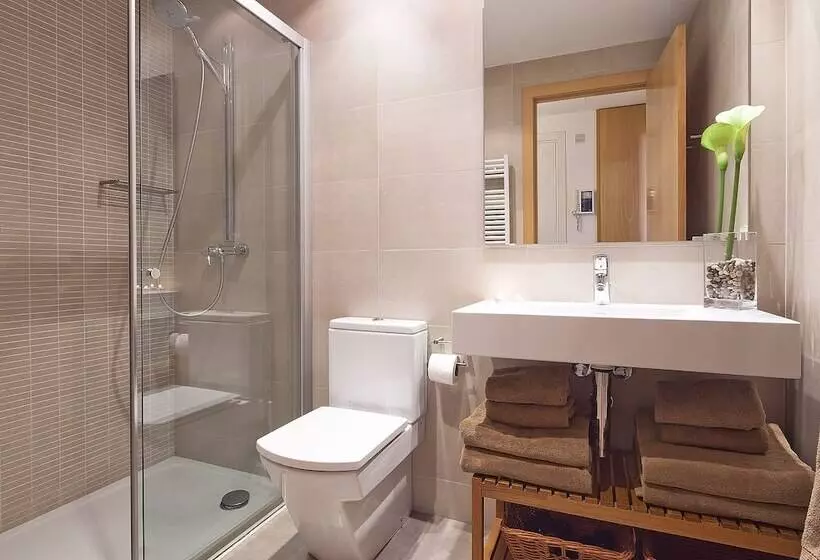 Bonavista Apartments   Virreina