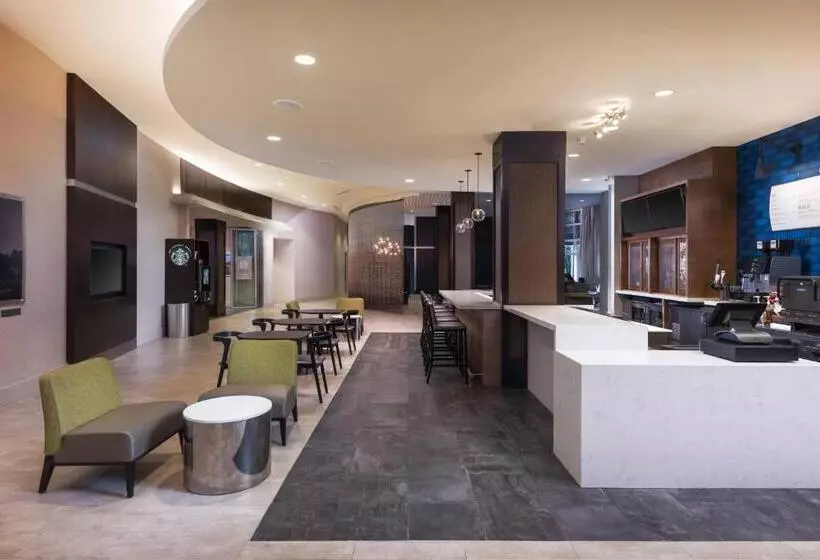 Courtyard By Marriott Greenville Downtown