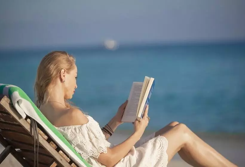 Filitheyo Island Resort