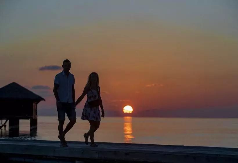 Filitheyo Island Resort