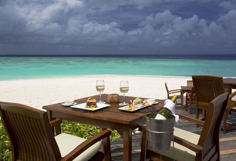 Filitheyo Island Resort