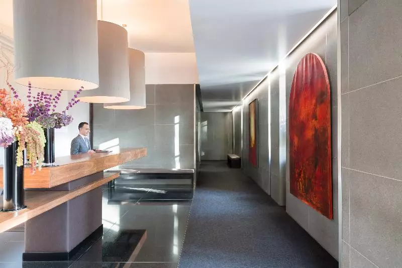 Grosvenor House Suites