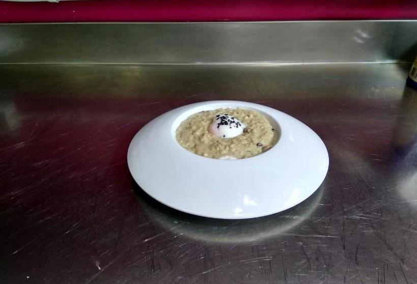 여관 Pensión Santa Clara