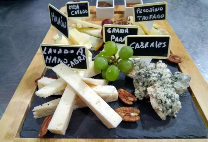 여관 Pensión Santa Clara