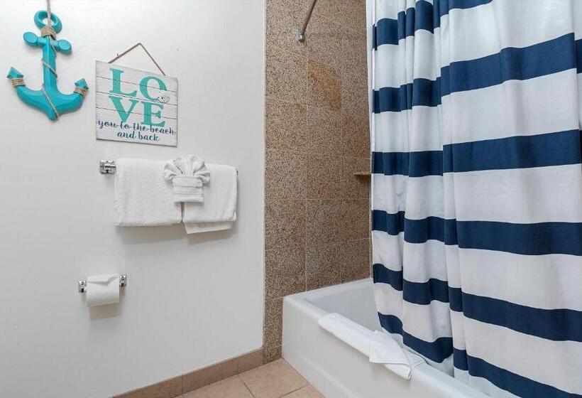 호텔 Beach House Inn & Suites