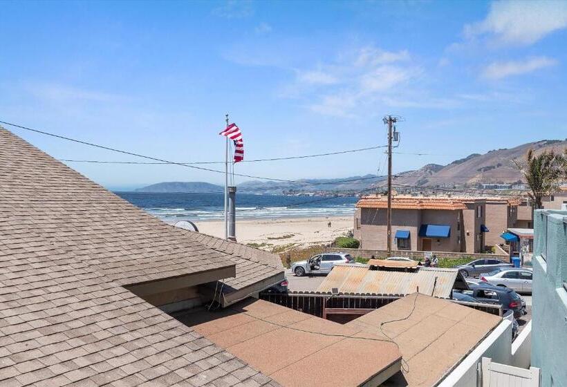 호텔 Beach House Inn & Suites