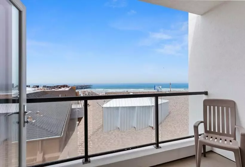 ホテル Beach House Inn & Suites