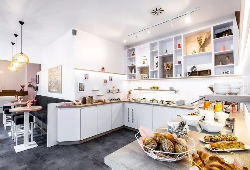 هتل Calma Berlin Mitte