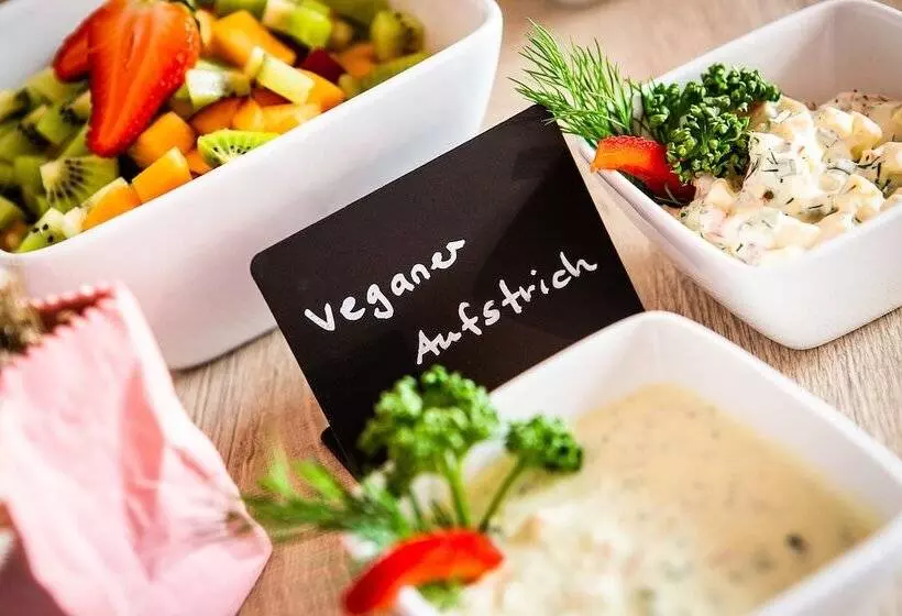 هتل Calma Berlin Mitte