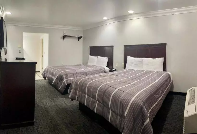 Отель Capital City Inn Downtown Sacramento Convention Center