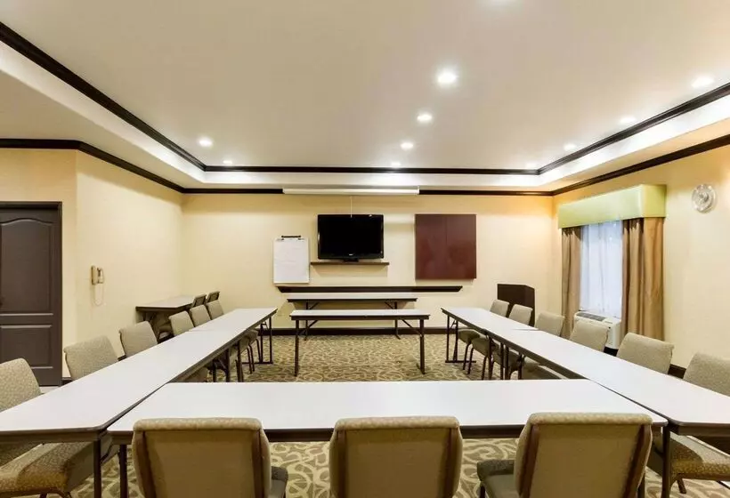 Otel Baymont By Wyndham Jewett