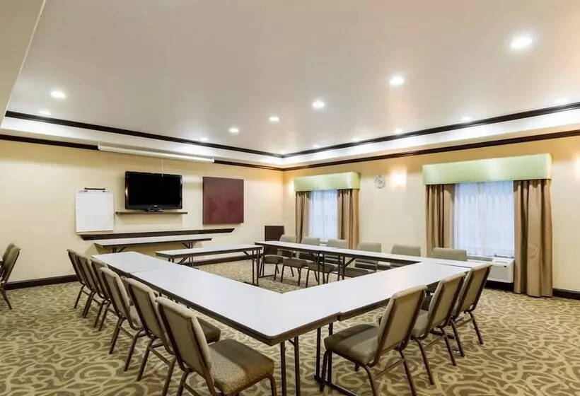 Otel Baymont By Wyndham Jewett