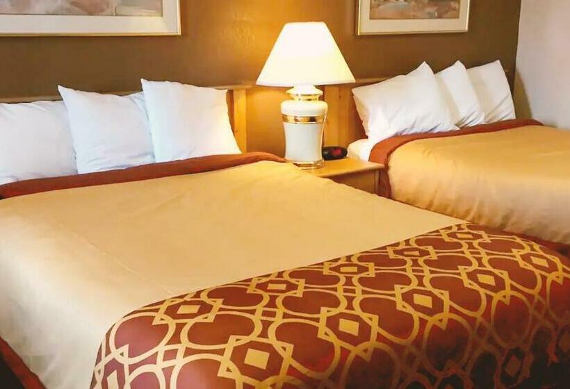 فندق Coratel Inn & Suites By Jasper Mankato