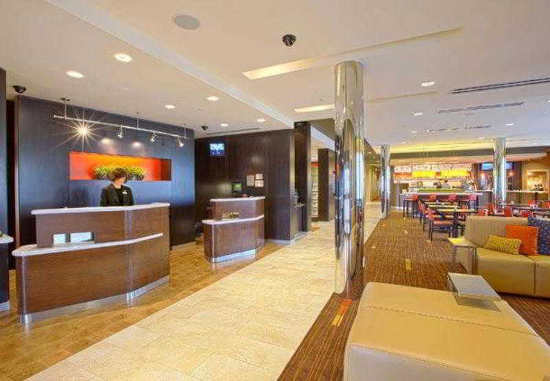 Отель Courtyard By Marriott Hagerstown