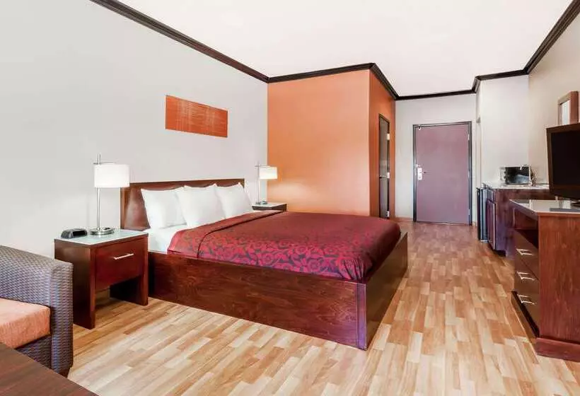 ホテル Days Inn & Suites By Wyndham Marquez