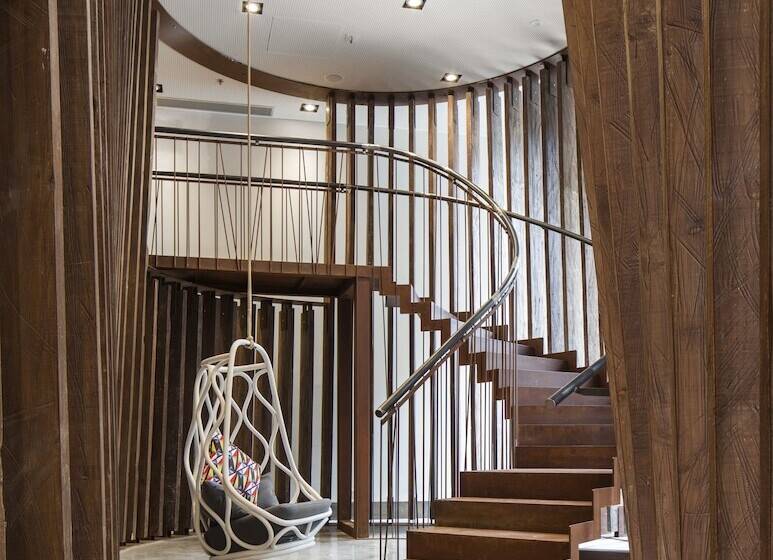 Отель Generator Barcelona