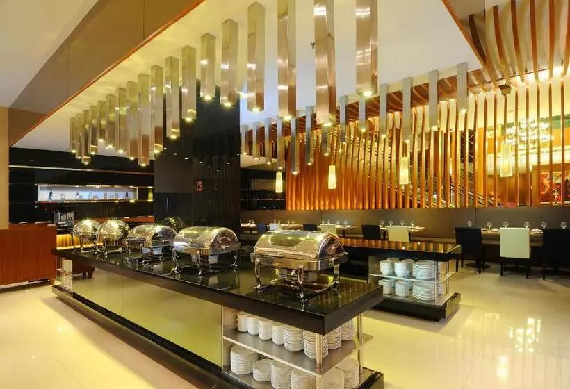 ホテル Granada Johor Bahru