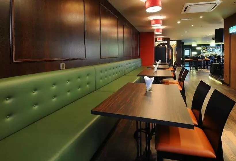 ホテル Granada Johor Bahru