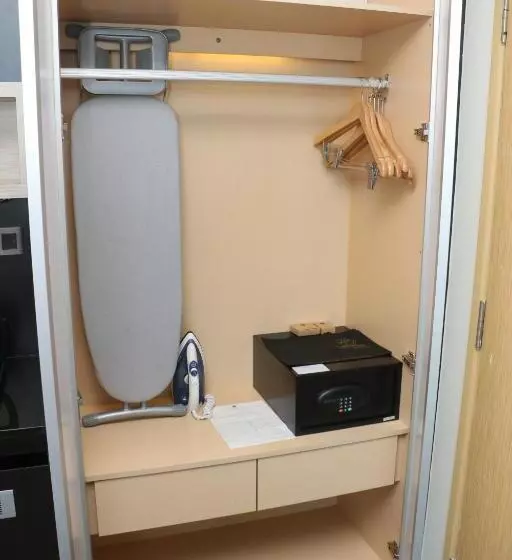 ホテル Granada Johor Bahru