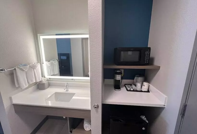 酒店 Holiday Inn Express Wichita North   Park City By Ihg