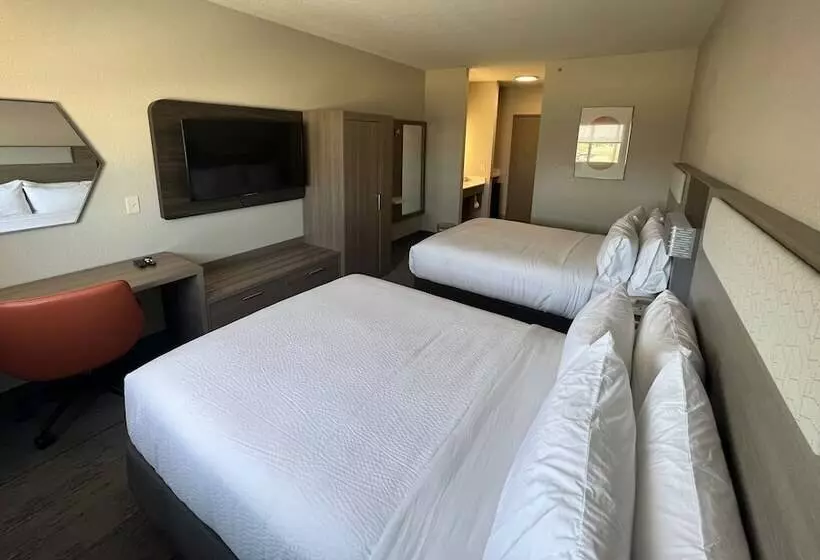 酒店 Holiday Inn Express Wichita North   Park City By Ihg