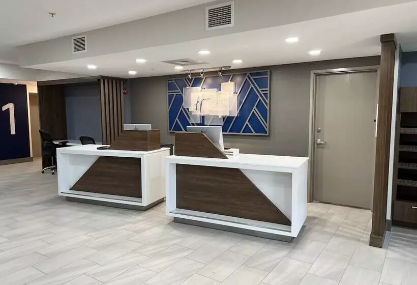 酒店 Holiday Inn Express Wichita North   Park City By Ihg