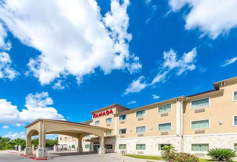 酒店 Ramada By Wyndham College Station