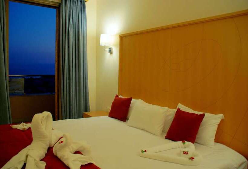 هتل Ramada Resort Dead Sea