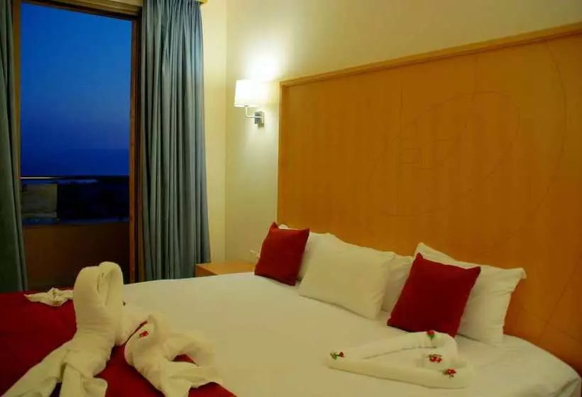Hotel Ramada Resort Dead Sea