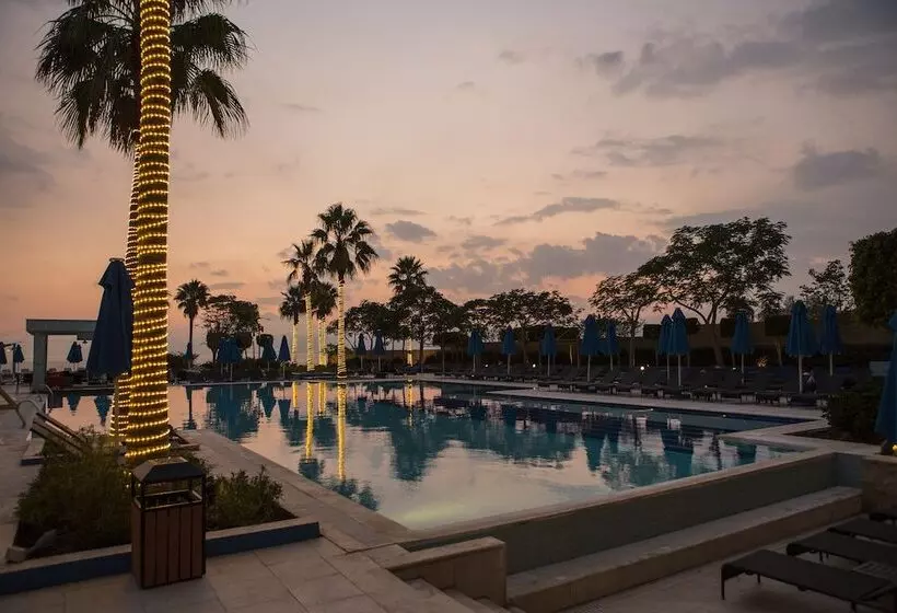 Hotel Ramada Resort Dead Sea