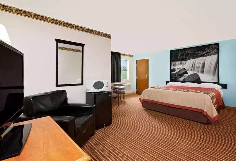 בית מלון כפרי Super 8 By Wyndham Rock Port Mo