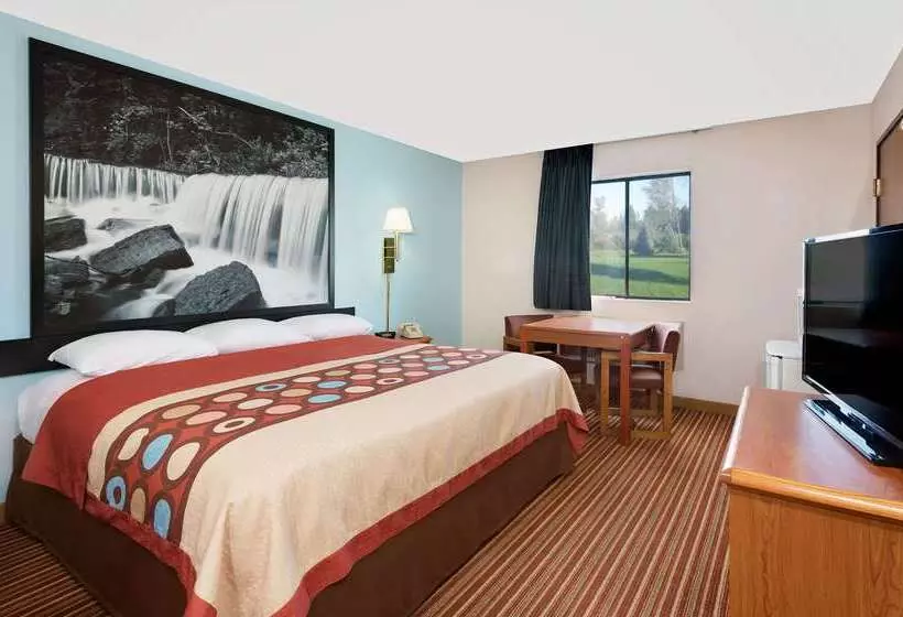 בית מלון כפרי Super 8 By Wyndham Rock Port Mo