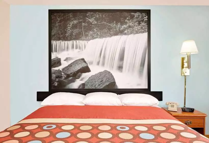 בית מלון כפרי Super 8 By Wyndham Rock Port Mo