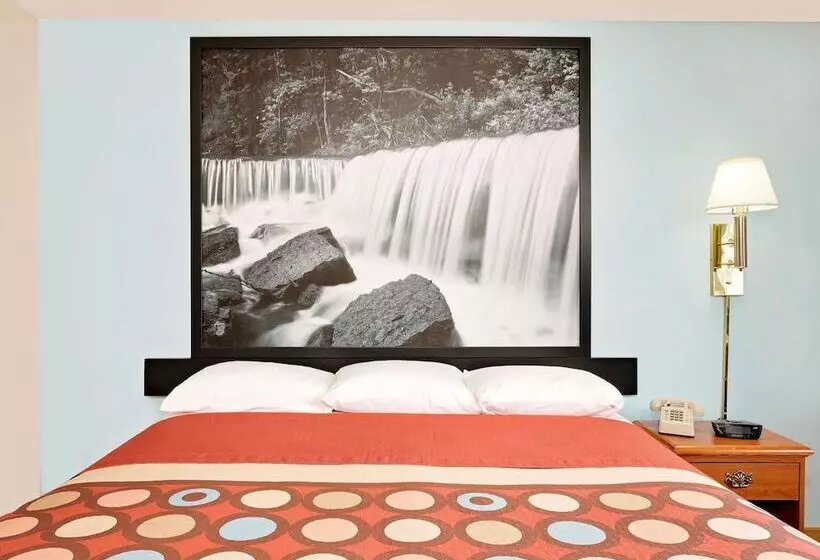 בית מלון כפרי Super 8 By Wyndham Rock Port Mo