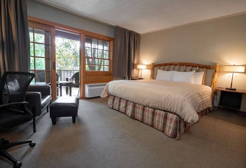 בית מלון כפרי The Lodge At Riverside