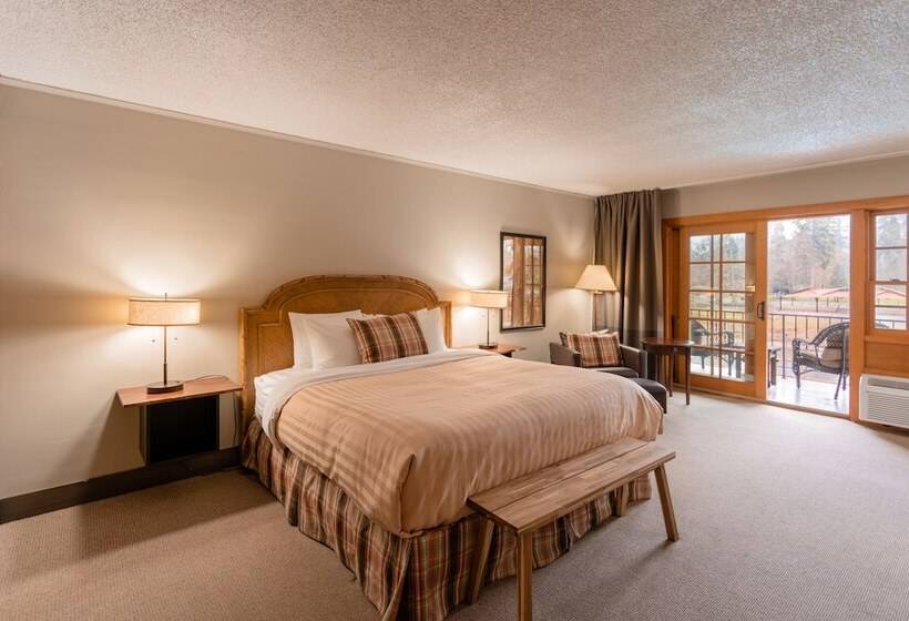 בית מלון כפרי The Lodge At Riverside