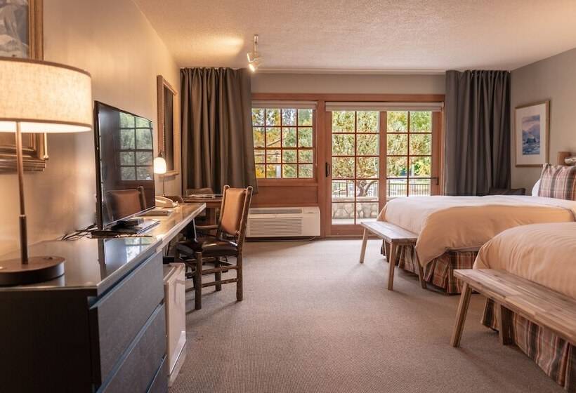 בית מלון כפרי The Lodge At Riverside