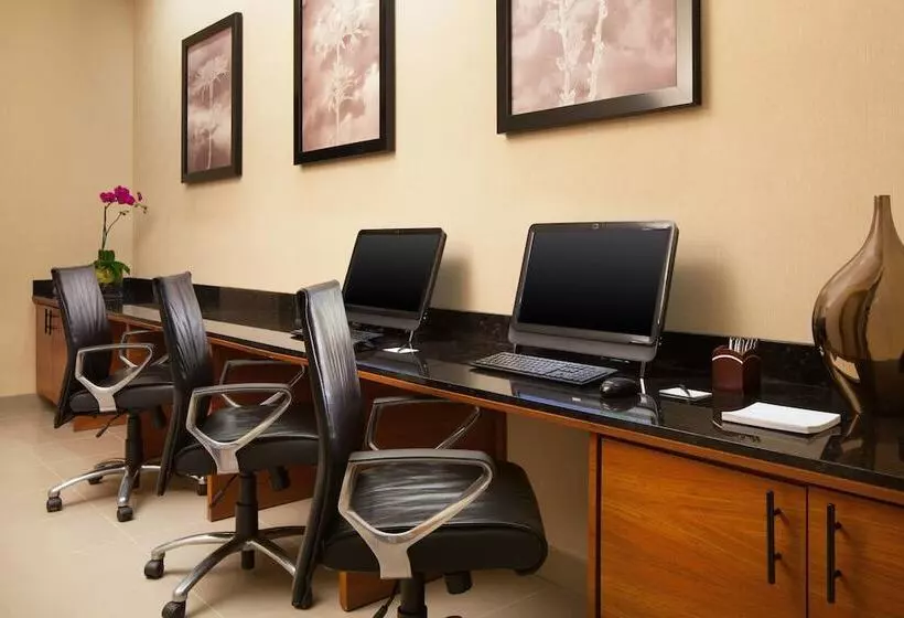 ホテル The Westin Austin At The Domain