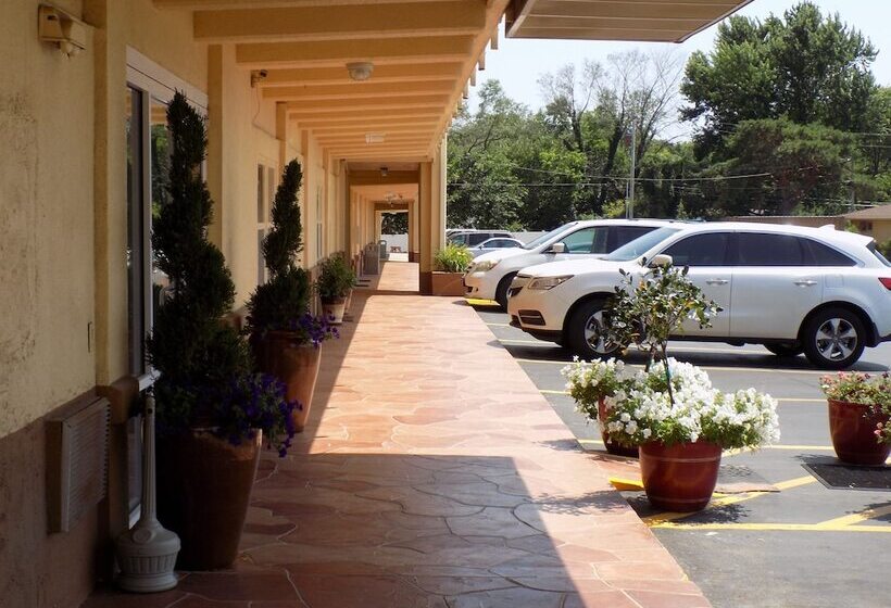 فندق Virginia Inn