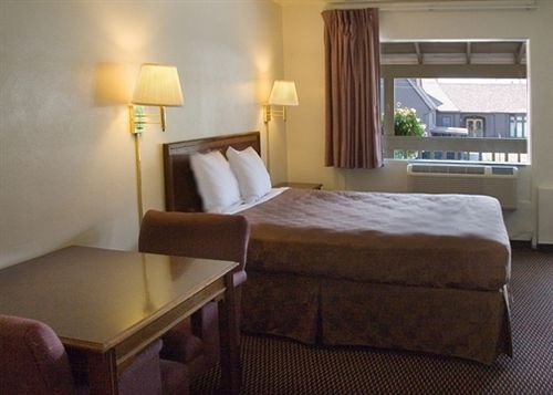 מוטל The Whiskey Inn  Pendleton