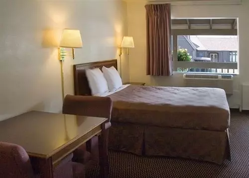 モーテル The Whiskey Inn  Pendleton