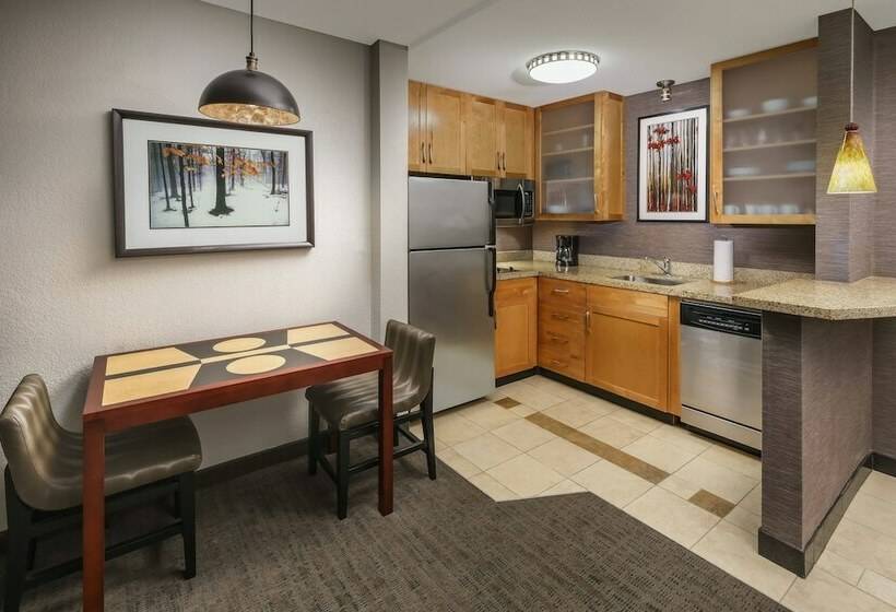 Residence Inn Burlington Colchester