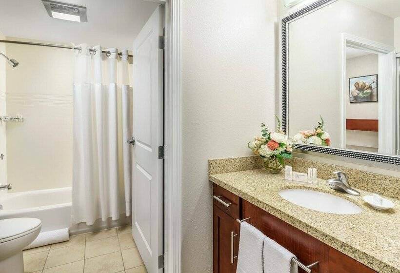 Residence Inn Burlington Colchester