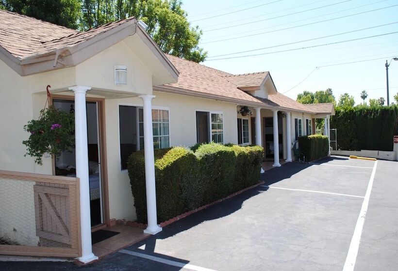 Rose Bowl Motel