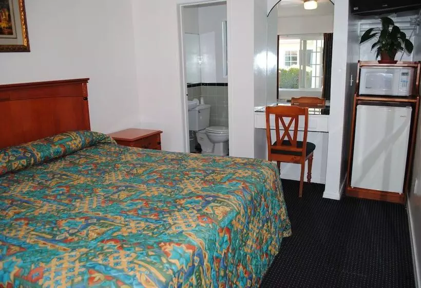 Rose Bowl Motel