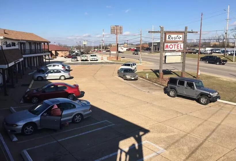 Rustic Motel Rolla