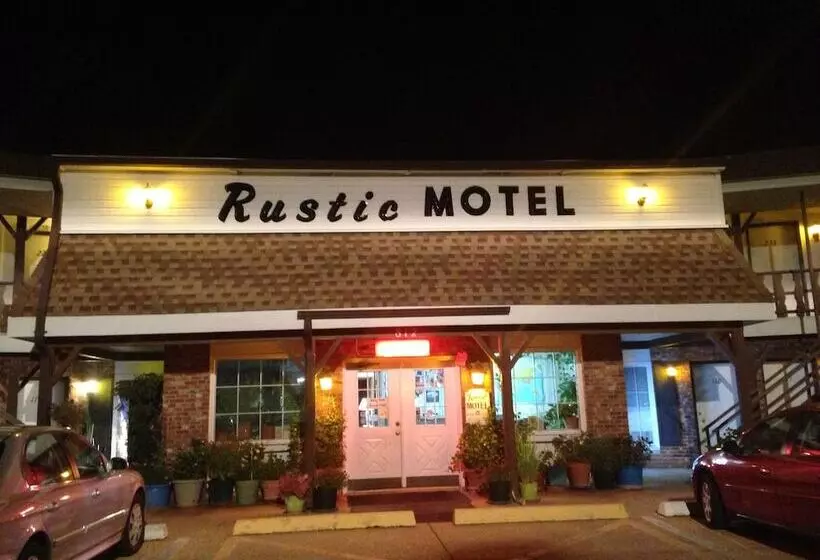 Rustic Motel Rolla