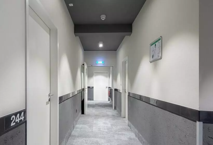 호스텔 a&o Frankfurt Galluswarte